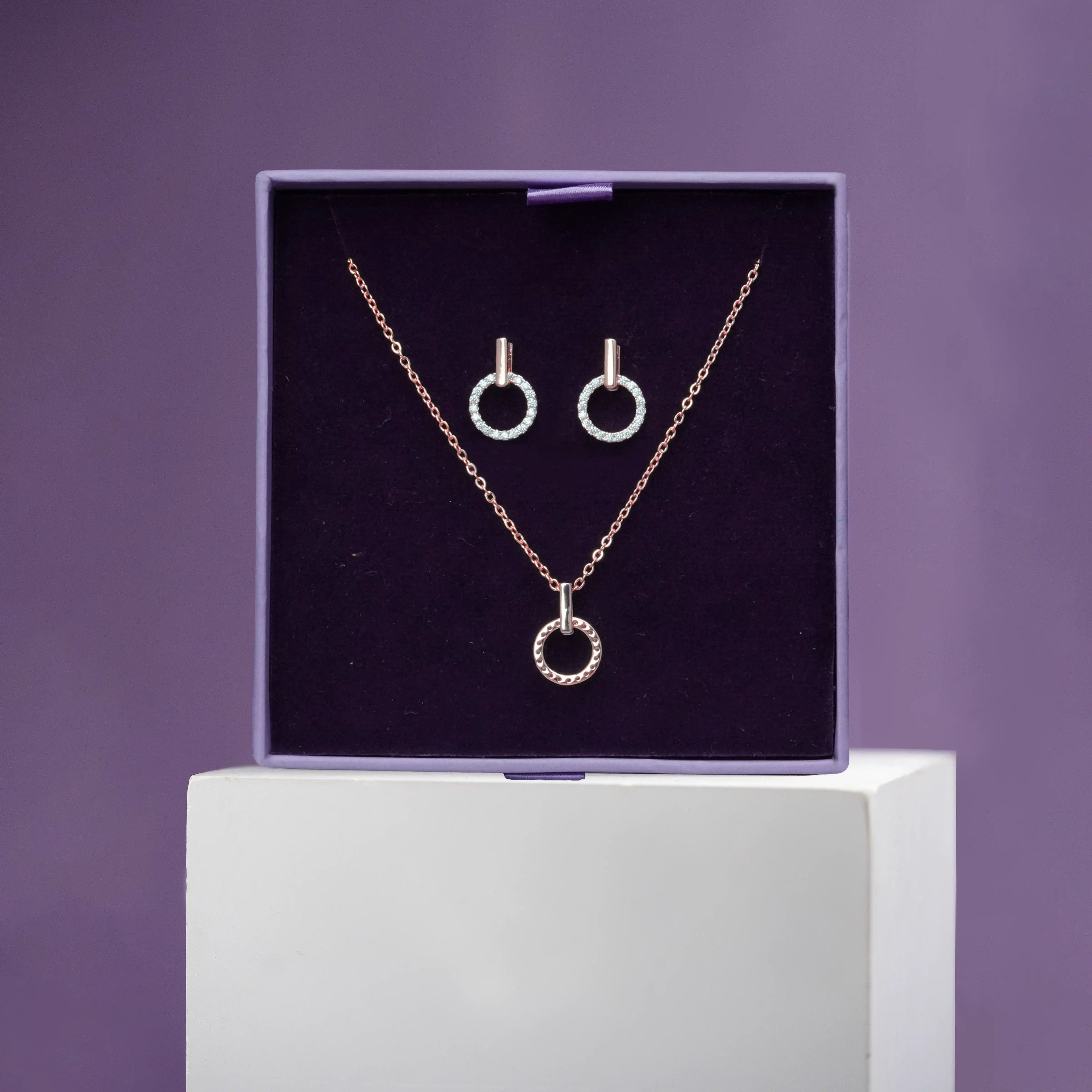 Circle of Love - Image 7