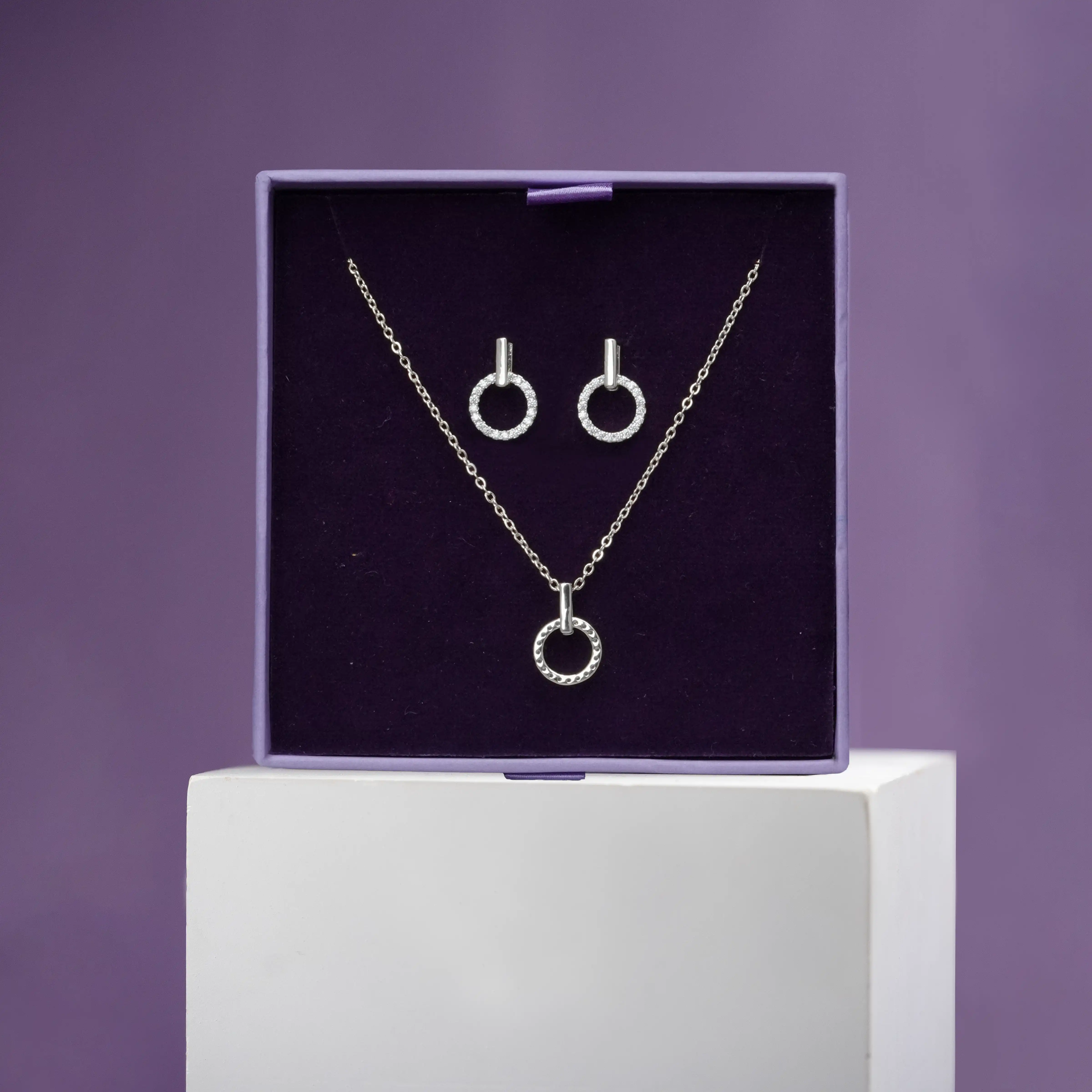 Circle of Love - Image 9