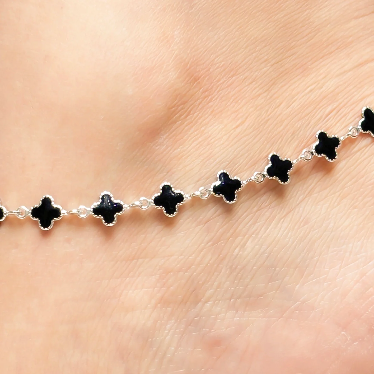 Clover Anklet - Image 3