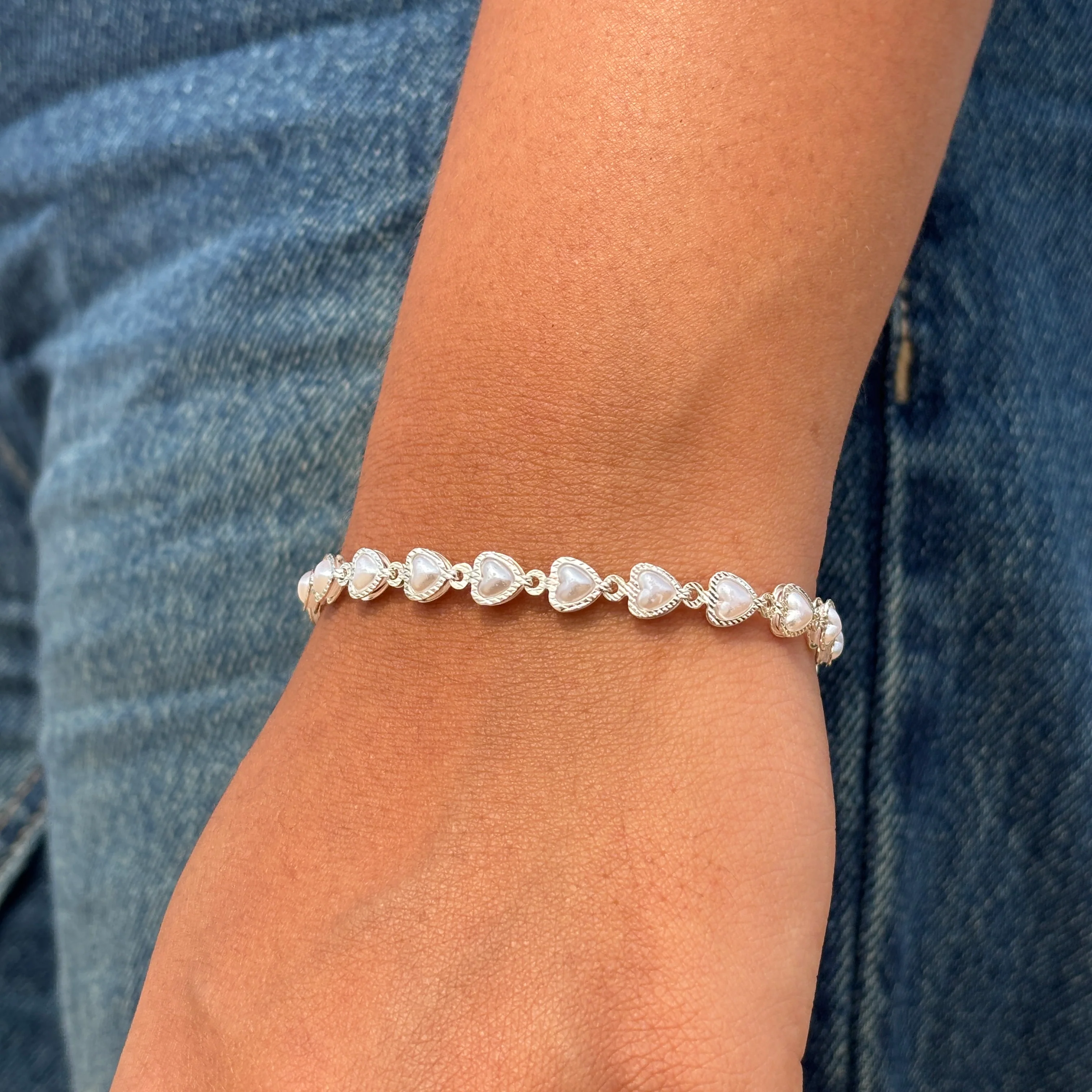 Cute Pearly Bracelet - Image 3