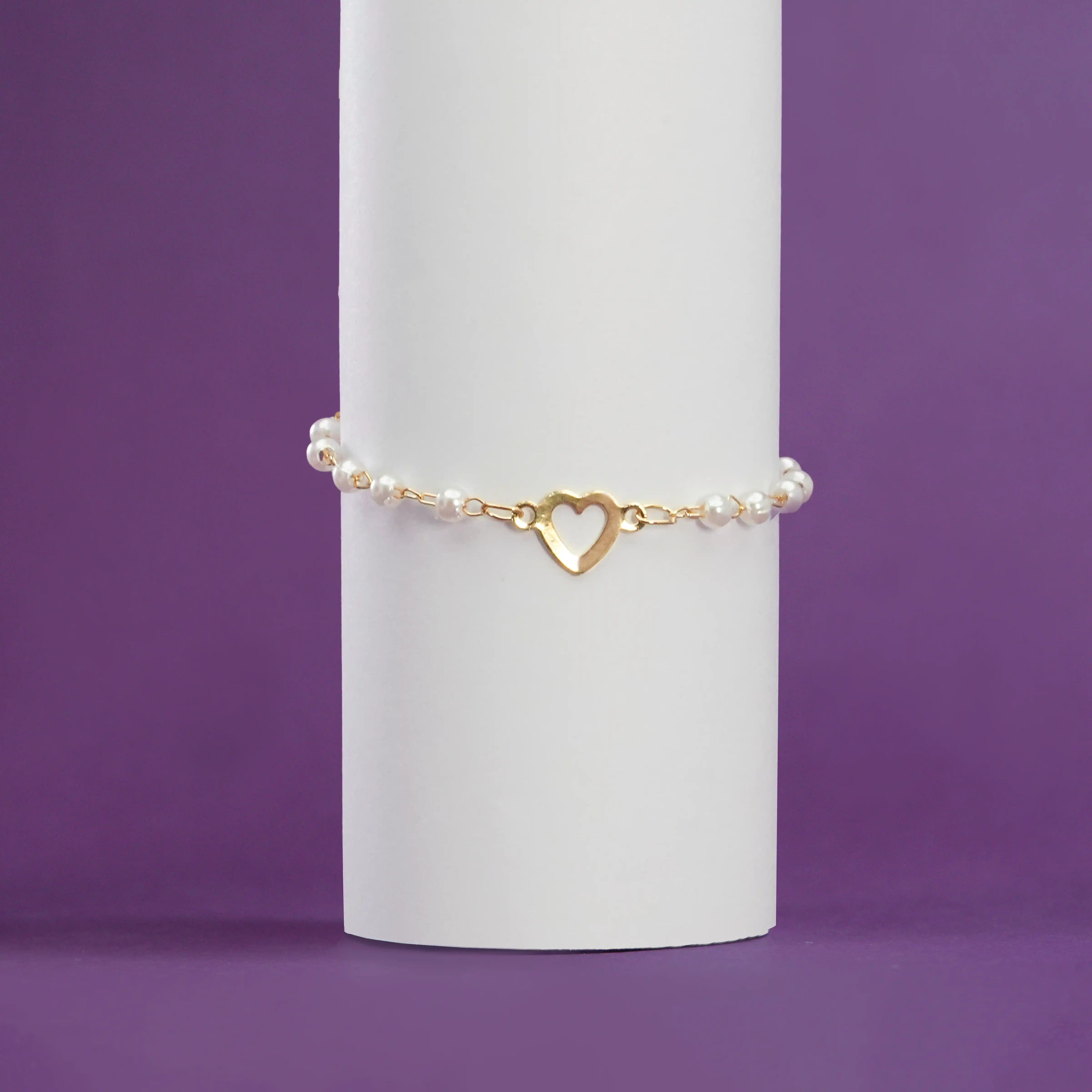 Pearly Heart Bracelet - Image 2