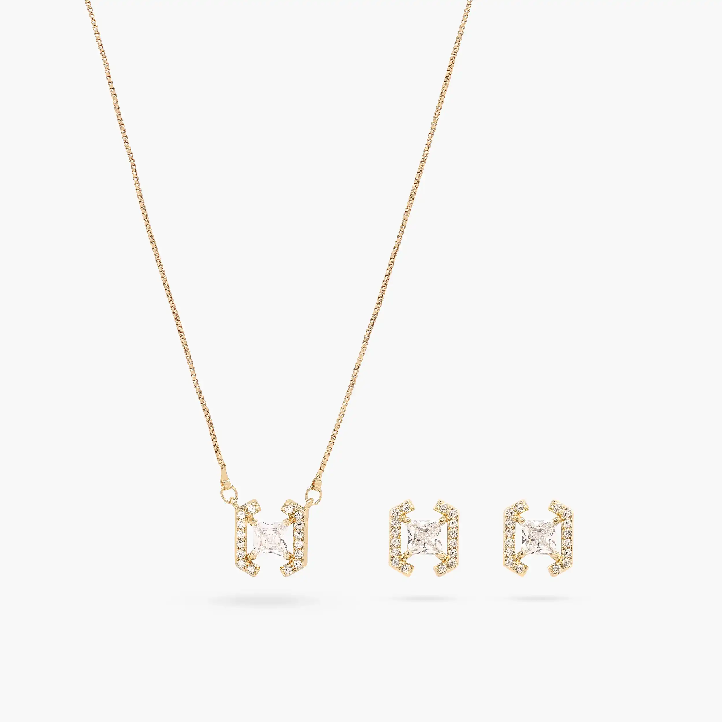 Princess Halo Diamond Necklace Set - Image 3