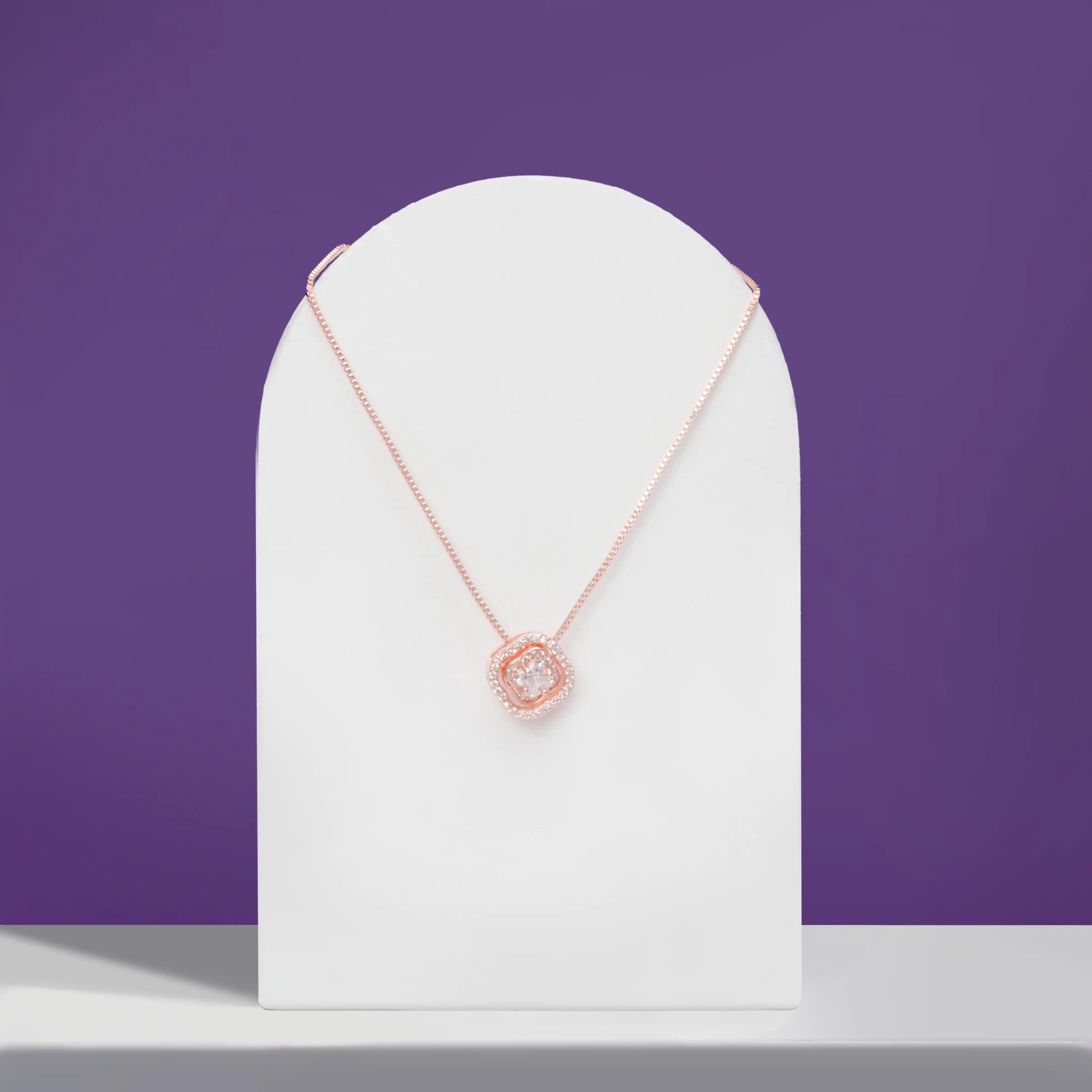 Royal Radiance Necklace - Image 8
