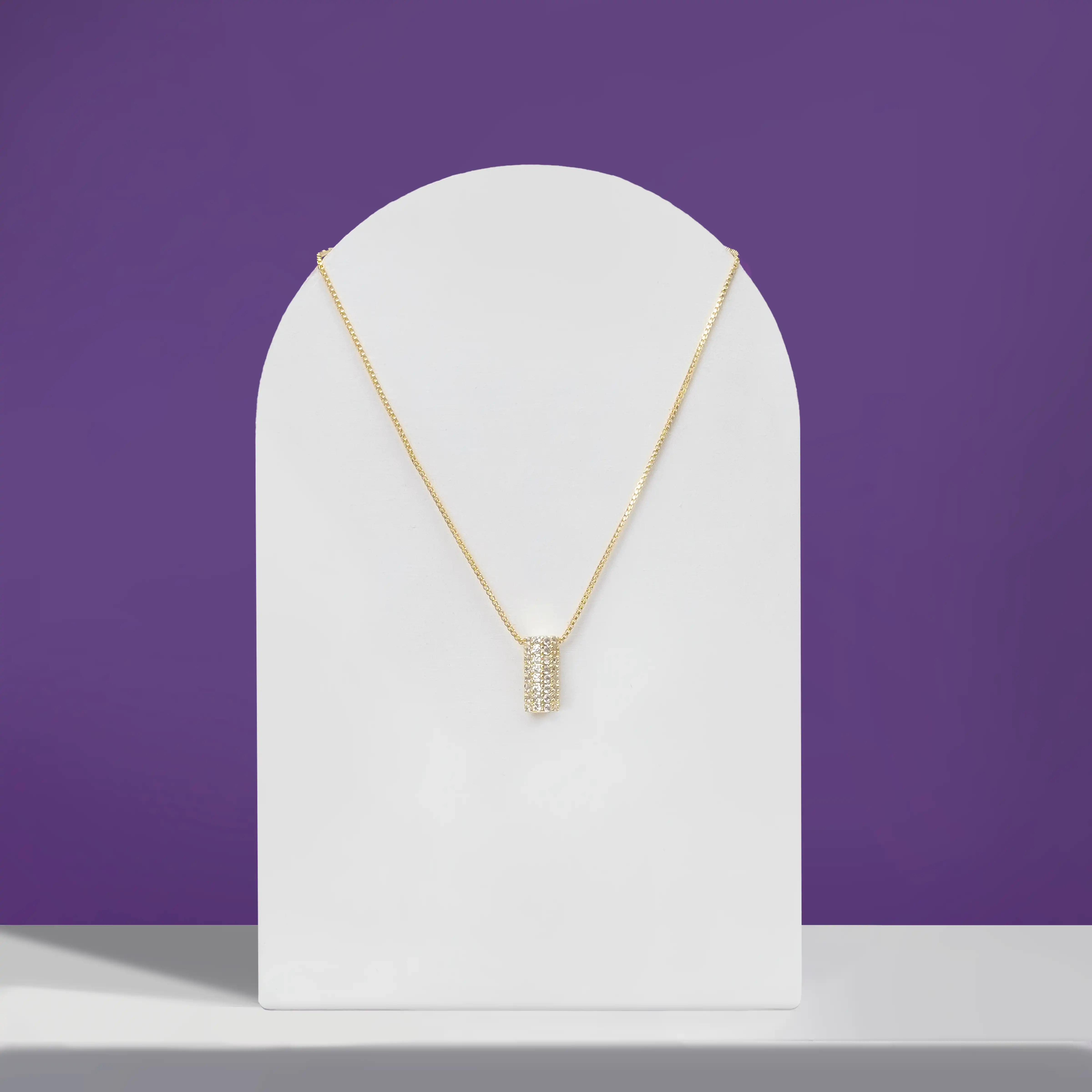 Sparkling Solitaire Necklace - Image 4