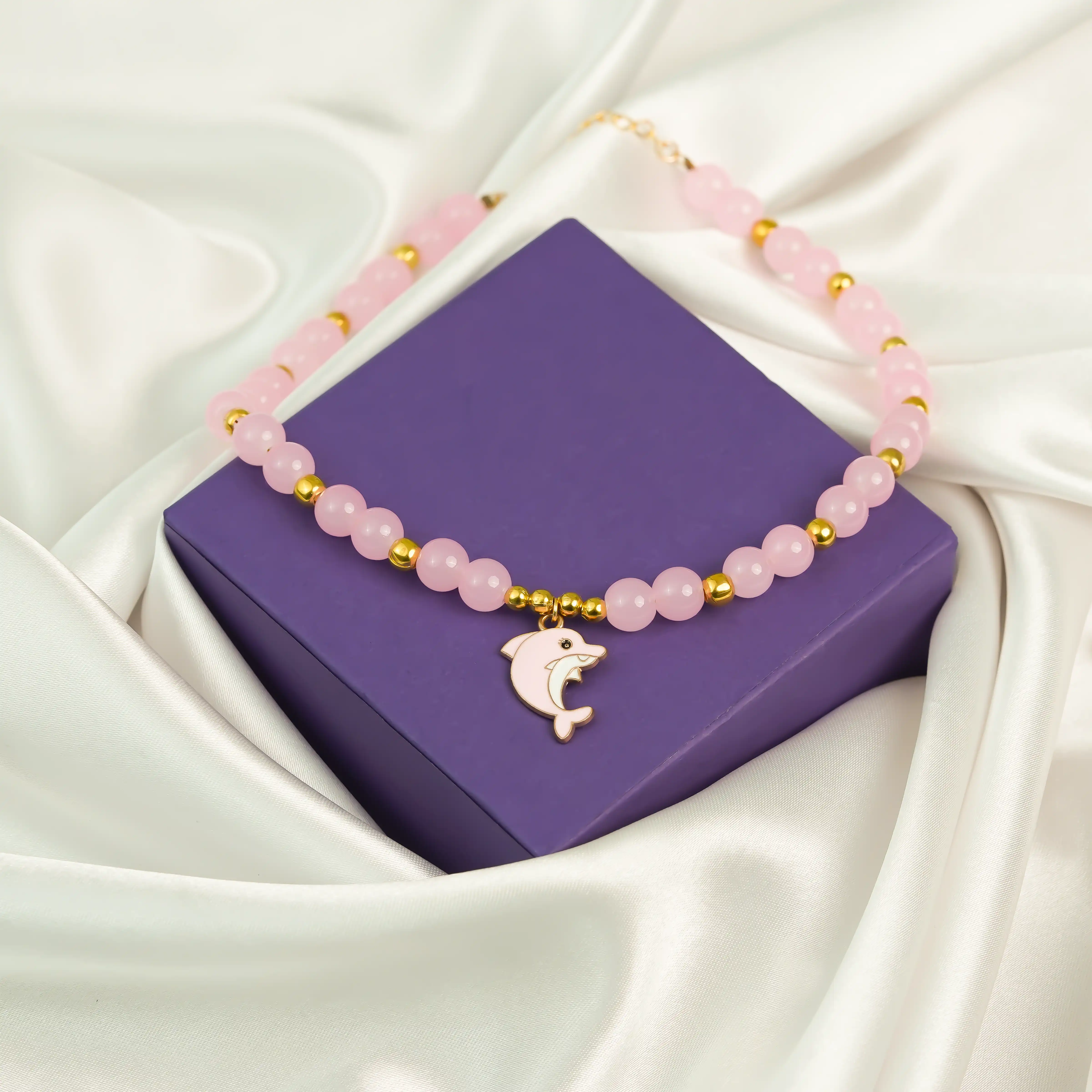 Poppy Pearl Necklace - Image 10