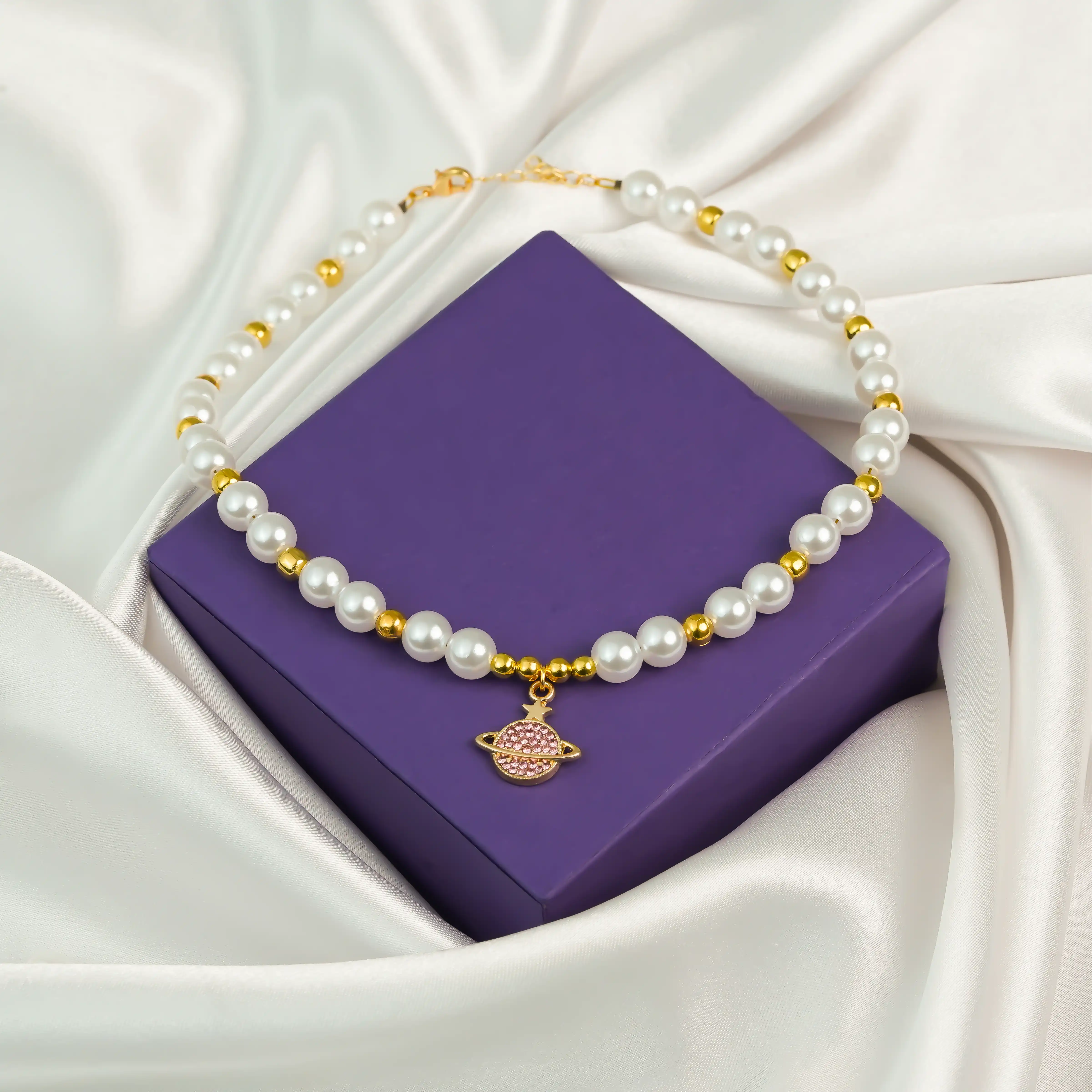 Poppy Pearl Necklace - Image 12